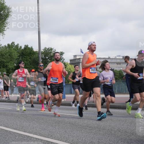 29.06.2025 - hella hamburg halbmarathon Luisa Fischer http://msf.ph/oto/8465460 29.06.2025 09:56:50 Kennedybrücke 2188, 19, 05, 18509, 17, 9815, 2098, 4185, 14, 2823, 6743, 249, 1098, 1171, 1413, 1476, 1892, 2098, 2188, 2823, 2842, 3477, 4183, 4185, 4270, 6198, 6266, 6831, 8743, 9619, 9815, 10237 meine-sportfotos.de
