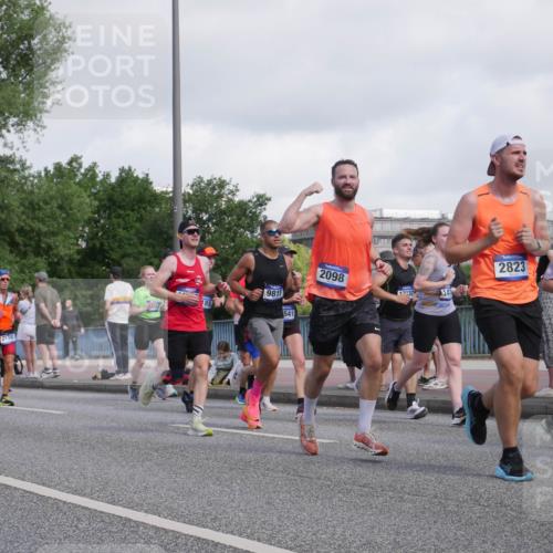 29.06.2025 - hella hamburg halbmarathon Luisa Fischer http://msf.ph/oto/8465468 29.06.2025 09:56:51 Kennedybrücke 16626, 2188, 85, 9815, 541, 2823, 2098, 1932, 347, 8743, 1098, 1171, 1413, 1476, 1892, 2098, 2188, 2823, 2842, 3477, 4183, 4185, 4270, 6198, 6266, 6831, 8743, 9619, 9815, 10237 meine-sportfotos.de