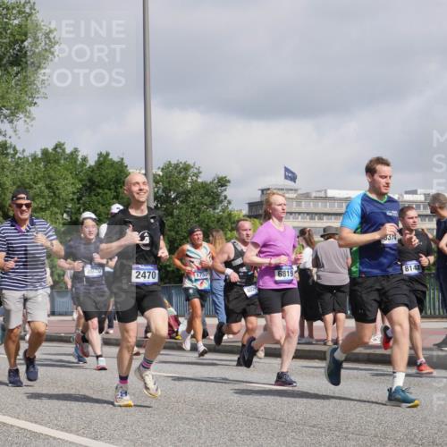 29.06.2025 - hella hamburg halbmarathon Luisa Fischer http://msf.ph/oto/8465749 29.06.2025 09:57:10 Kennedybrücke 9051, 2020, 2470, 1750, 7297, 402, 6819, 8374, 8142, 17247, 1119, 1342, 1399, 1750, 1942, 2020, 2442, 2470, 2889, 4029, 4816, 5020, 5706, 5884, 6819, 7087, 7297, 8142, 8374, 9051 meine-sportfotos.de
