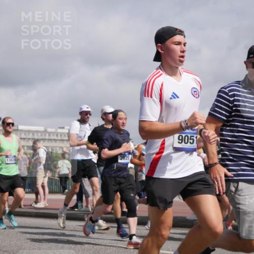 29.06.2025 - hella hamburg halbmarathon Luisa Fischer http://msf.ph/oto/8465812 29.06.2025 09:57:12 Kennedybrücke 1363, 2020, 9051, 1119, 1342, 1399, 1750, 1942, 2020, 2442, 2470, 2561, 2889, 3562, 4017, 4029, 4816, 5020, 5447, 5706, 5884, 6819, 7087, 7297, 8142, 8374, 9051 meine-sportfotos.de