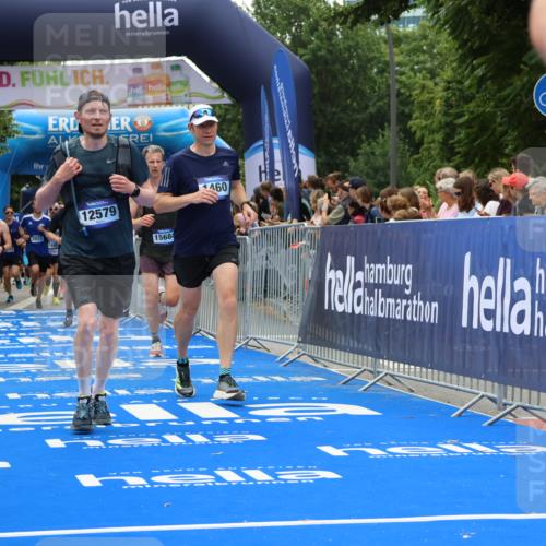 29.06.2025 - hella hamburg halbmarathon Strokosch-Dieckow http://msf.ph/oto/8465842 29.06.2025 10:47:04 Ziel 1460, 1689, 2623, 4093, 4377, 5472, 6373, 6700, 7908, 9794, 10122, 12579, 13007, 13728, 14415, 14449, 14594, 14783, 15684, 15825, 16081, 17718, 17979 meine-sportfotos.de