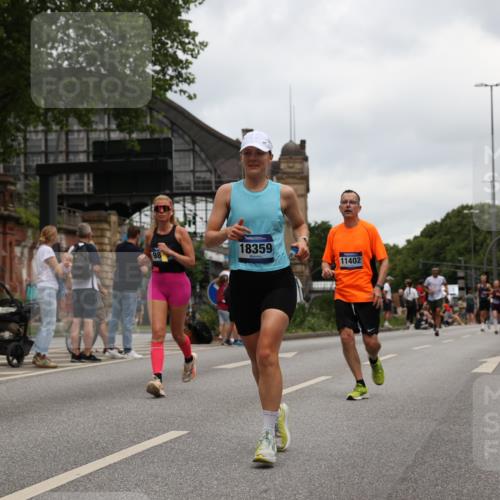 29.06.2025 - hella hamburg halbmarathon Yannick Fuchs http://msf.ph/oto/8465928 29.06.2025 10:57:14 20KM 1126, 1420, 1427, 1722, 1724, 1881, 1992, 2424, 2582, 2683, 3182, 3248, 3360, 3625, 4370, 4389, 4538, 4665, 5058, 5511, 5653, 5708, 5734, 5763, 6142, 6631, 6966, 7333, 8176, 8469, 8478, 8721, 8822, 9124, 9554, 9681, 9899, 10128, 11402, 12004, 12513, 12836, 12978, 13528, 13551, 13739, 14313, 14917, 15137, 15516, 16371, 16420, 16478, 16540, 16872, 17045, 17757, 17818, 17890, 18028, 18355, 18359, 18452, 18999, 19241 meine-sportfotos.de