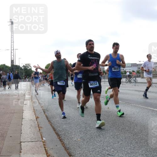 29.06.2025 - hella hamburg halbmarathon Lena Gebhardt http://msf.ph/oto/8465933 29.06.2025 09:55:12 Lombardsbrücke 7508, 1118, 9032, 8693, 8430, 1200, 1683, 1696, 1706, 1884, 2207, 2222, 2274, 2287, 2367, 2411, 2592, 2596, 2816, 2955, 3208, 3209, 3258, 3435, 3747, 4093, 4121, 4189, 4832, 5102, 5399, 5447, 5638, 5705, 5708, 6027, 6158, 6290, 6389, 6662, 6723, 6836, 6923, 6938, 6978, 6991, 7052, 7312, 7335, 7659, 7908, 8117, 8371, 8437, 8487, 8657, 8693, 8889, 8981, 9031, 9051, 9093, 9159, 9476, 9661, 9710, 9869, 9931, 11333 meine-sportfotos.de