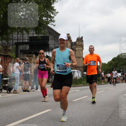 29.06.2025 - hella hamburg halbmarathon Yannick Fuchs http://msf.ph/oto/8465975 29.06.2025 10:57:15 20KM 1126, 1184, 1427, 1722, 1724, 1881, 1992, 2424, 2582, 3182, 3248, 3360, 3625, 4370, 4538, 4665, 5058, 5511, 5653, 5708, 5734, 5763, 6142, 6631, 6966, 7243, 7333, 8176, 8469, 8478, 8721, 8822, 9124, 9554, 9681, 9899, 10128, 10866, 11402, 12004, 12513, 12836, 13528, 13551, 13739, 14313, 15137, 15516, 15550, 16371, 16420, 16478, 16540, 16872, 17045, 17757, 17818, 17890, 18028, 18355, 18359, 18452, 18999, 19241 meine-sportfotos.de
