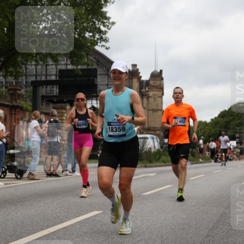 29.06.2025 - hella hamburg halbmarathon Yannick Fuchs http://msf.ph/oto/8465990 29.06.2025 10:57:15 20KM 1126, 1184, 1427, 1722, 1724, 1881, 1992, 2424, 2582, 3182, 3248, 3360, 3625, 4370, 4538, 4665, 5058, 5511, 5653, 5708, 5734, 5763, 6142, 6631, 6966, 7243, 7333, 8176, 8469, 8478, 8721, 8822, 9124, 9554, 9681, 9899, 10128, 10866, 11402, 12004, 12513, 12836, 13528, 13551, 13739, 14313, 15137, 15516, 15550, 16371, 16420, 16478, 16540, 16872, 17045, 17757, 17818, 17890, 18028, 18355, 18359, 18452, 18999, 19241 meine-sportfotos.de