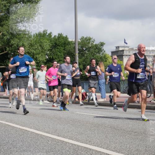 29.06.2025 - hella hamburg halbmarathon Luisa Fischer http://msf.ph/oto/8466058 29.06.2025 09:57:21 Kennedybrücke 13919, 12, 236, 11688, 5447, 12361, 16, 13008, 16834, 8482, 11422, 10057, 14248, 1119, 1942, 2222, 2367, 2442, 2561, 2670, 2816, 3562, 4017, 5447, 5884, 6290, 6978, 6991, 7274, 8482, 8698, 8916, 9710, 9924, 10057 meine-sportfotos.de