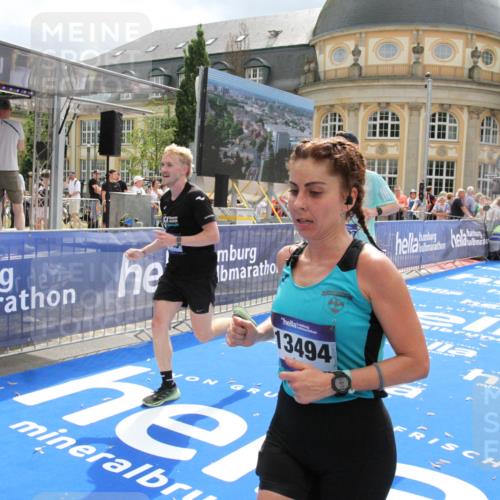 29.06.2025 - hella hamburg halbmarathon Michael Strokosch http://msf.ph/oto/8466177 29.06.2025 10:34:07 Ziel 9345, 9376, 9519, 11019, 11202, 11227, 13066, 13493, 13494, 14448, 15268, 16724, 17751, 17877 meine-sportfotos.de
