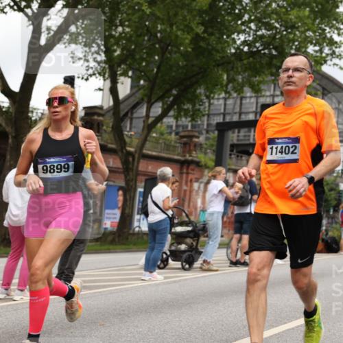 29.06.2025 - hella hamburg halbmarathon Yannick Fuchs http://msf.ph/oto/8466186 29.06.2025 10:57:16 20KM 1126, 1184, 1722, 1724, 1881, 1992, 2424, 2582, 3182, 3248, 3360, 3625, 4370, 4538, 4665, 5058, 5511, 5653, 5708, 5734, 5763, 6142, 6631, 6966, 7243, 7333, 8176, 8469, 8478, 8721, 8822, 9124, 9439, 9554, 9681, 9899, 10128, 10866, 11402, 12004, 12513, 12836, 13528, 13551, 13739, 14313, 15137, 15516, 15550, 16371, 16420, 16478, 16540, 16872, 17045, 17757, 17818, 17890, 18028, 18355, 18359, 18452, 18999, 19241 meine-sportfotos.de