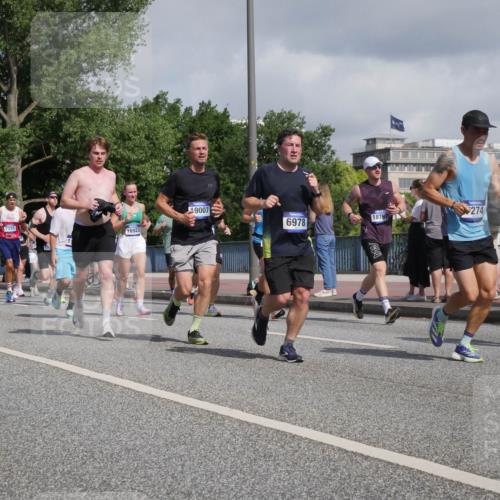 29.06.2025 - hella hamburg halbmarathon Luisa Fischer http://msf.ph/oto/8466336 29.06.2025 09:57:28 Kennedybrücke 19007, 12269, 274, 7335, 6978, 18797, 18923, 11125, 1817, 2222, 2670, 2816, 2955, 6290, 6978, 6991, 7274, 7335, 7508, 7908, 8698, 8981, 9038, 9710, 9924, 9931 meine-sportfotos.de