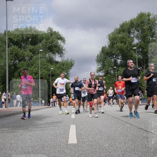 29.06.2025 - hella hamburg halbmarathon Luisa Fischer http://msf.ph/oto/8466354 29.06.2025 10:42:00 Kennedybrücke 1457, 1721, 2113, 2486, 2693, 2786, 3216, 3242, 4139, 4155, 4259, 4260, 5085, 5089, 5155, 5161, 7117, 7561, 8635, 8747, 9004 meine-sportfotos.de