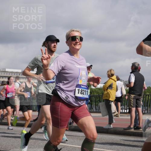 29.06.2025 - hella hamburg halbmarathon Luisa Fischer http://msf.ph/oto/8466467 29.06.2025 09:57:32 Kennedybrücke 835, 790, 18211, 1549, 1817, 2816, 2955, 6389, 6923, 6991, 7335, 7508, 7908, 8657, 8981, 9038, 9661, 9710, 9931 meine-sportfotos.de