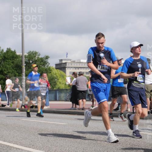 29.06.2025 - hella hamburg halbmarathon Luisa Fischer http://msf.ph/oto/8466527 29.06.2025 09:57:34 Kennedybrücke 1265, 18, 15478, 2955, 6, 15479, 1549, 1817, 2816, 2955, 6389, 6923, 7335, 7508, 7908, 8657, 8981, 9038, 9661, 9931 meine-sportfotos.de