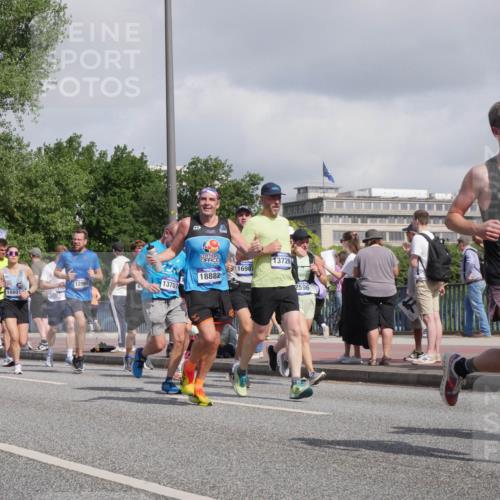 29.06.2025 - hella hamburg halbmarathon Luisa Fischer http://msf.ph/oto/8466794 29.06.2025 09:57:42 Kennedybrücke 16089, 19, 1880, 470, 12094, 13726, 16907, 18882, 6, 13707, 2596, 15684, 389, 1549, 2592, 2596, 3208, 4832, 5705, 6389, 6723, 6923, 8117, 8437, 8657, 9159, 9661, 10122, 10868 meine-sportfotos.de
