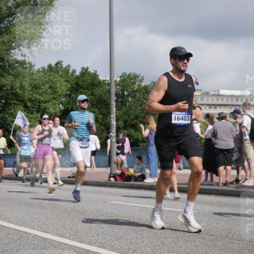 29.06.2025 - hella hamburg halbmarathon Luisa Fischer http://msf.ph/oto/8467007 29.06.2025 09:57:48 Kennedybrücke 1543, 14687, 086, 10122, 16403, 2274, 2592, 2596, 3208, 3209, 3258, 4832, 5399, 5705, 6723, 8117, 8437, 9031, 9093, 9159, 9476, 9720, 10122, 10868 meine-sportfotos.de