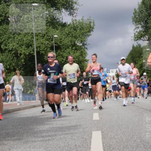 29.06.2025 - hella hamburg halbmarathon Luisa Fischer http://msf.ph/oto/8467217 29.06.2025 10:42:23 Kennedybrücke 19028, 1026, 19138, 2660, 19139, 0604, 17213, 1451, 1883, 2092, 2524, 2534, 2660, 4028, 4410, 4603, 4964, 5735, 6112, 7341, 7350, 7815, 10604, 10696 meine-sportfotos.de