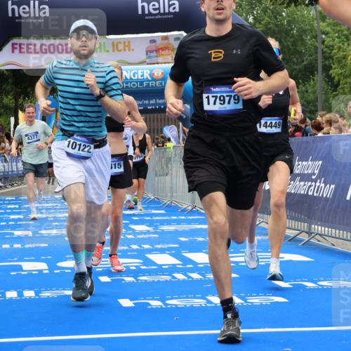 29.06.2025 - hella hamburg halbmarathon Strokosch-Dieckow http://msf.ph/oto/8467291 29.06.2025 10:46:59 Ziel 1139, 1460, 1689, 4091, 4377, 5472, 6700, 9794, 10122, 12579, 13728, 14385, 14415, 14449, 14594, 14783, 15825, 16081, 17979 meine-sportfotos.de