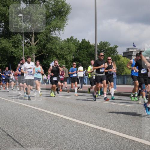 29.06.2025 - hella hamburg halbmarathon Luisa Fischer http://msf.ph/oto/8467353 29.06.2025 09:58:02 Kennedybrücke 8218, 0, 3087, 5102, 2287, 1217, 8487, 6027, 6836, 4093, 2411, 1884, 2287, 2411, 2708, 3087, 3435, 3747, 3985, 4093, 4121, 5102, 5459, 5638, 5915, 6027, 6054, 6158, 6421, 6532, 6662, 6836, 7052, 7659, 8153, 8218, 8371, 8487, 8577, 8693, 8889, 8927, 9032, 9386, 9529, 9649, 9786, 9869, 10053, 10184, 10423 meine-sportfotos.de