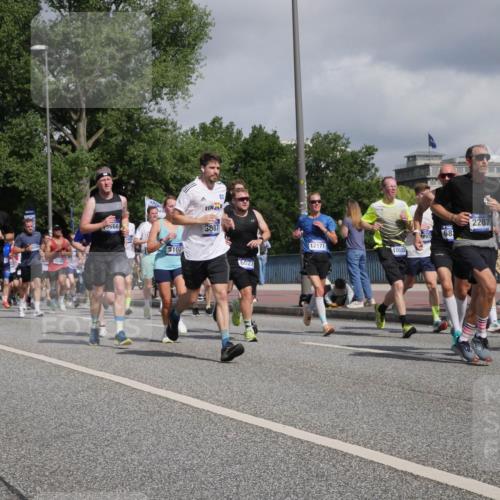 29.06.2025 - hella hamburg halbmarathon Luisa Fischer http://msf.ph/oto/8467382 29.06.2025 09:58:03 Kennedybrücke 5915, 8218, 3666, 5102, 3087, 6027, 12171, 2287, 68, 10053, 1884, 2287, 2411, 2708, 3087, 3435, 3747, 3985, 4093, 4121, 5102, 5459, 5638, 5915, 6027, 6054, 6158, 6421, 6532, 6662, 6836, 7052, 7659, 8153, 8218, 8371, 8487, 8577, 8693, 8720, 8927, 9032, 9386, 9529, 9649, 9786, 9959, 10053, 10184 meine-sportfotos.de