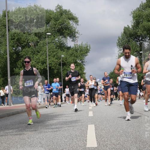 29.06.2025 - hella hamburg halbmarathon Luisa Fischer http://msf.ph/oto/8467406 29.06.2025 10:42:28 Kennedybrücke 3777, 2498, 6875, 15418, 7815, 14114, 14299, 1883, 2092, 2498, 2660, 4410, 6112, 7263, 7684, 7815, 8783, 10315, 10604, 10696 meine-sportfotos.de