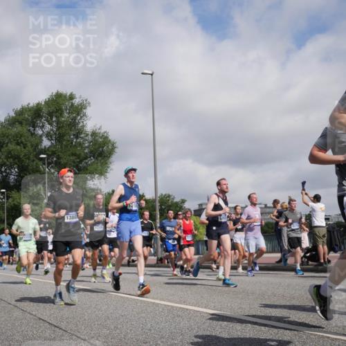 29.06.2025 - hella hamburg halbmarathon Luisa Fischer http://msf.ph/oto/8467534 29.06.2025 09:58:18 Kennedybrücke 15535, 1380, 8205, 1200, 2284, 1563, 8216, 48, 1200, 1630, 1696, 1706, 2207, 3213, 3692, 4088, 4324, 4345, 4847, 4890, 5421, 6009, 6691, 6938, 7312, 7367, 8139, 8205, 8216, 8234, 8302, 8454, 8856, 8899, 8955, 8977, 10263 meine-sportfotos.de
