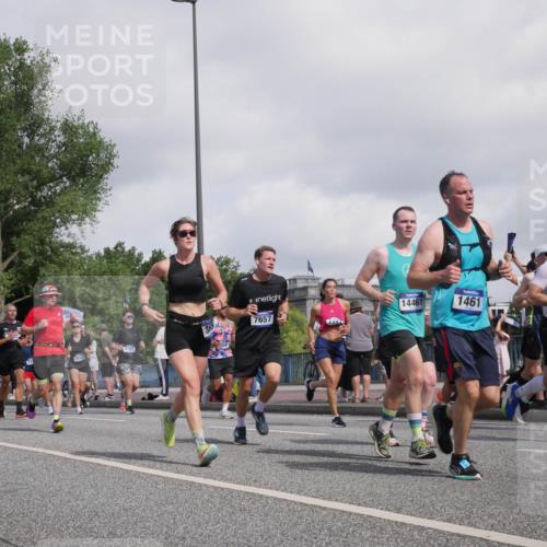 29.06.2025 - hella hamburg halbmarathon Luisa Fischer http://msf.ph/oto/8467806 29.06.2025 09:58:32 Kennedybrücke 1121, 1216, 350, 7657, 115, 14461, 1461, 1151, 1216, 1461, 1689, 3654, 3945, 4033, 4127, 4601, 4938, 6481, 7056, 7100, 7224, 7269, 7332, 7657, 9491, 9551, 9934, 10811 meine-sportfotos.de