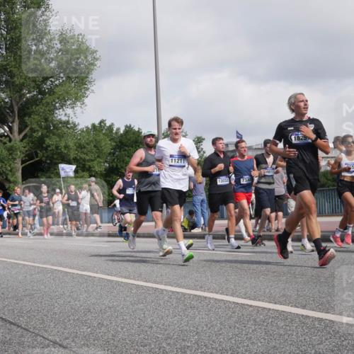 29.06.2025 - hella hamburg halbmarathon Luisa Fischer http://msf.ph/oto/8467854 29.06.2025 09:58:35 Kennedybrücke 7224, 1905, 17173, 11211, 13032, 0811, 7332, 1825, 51, 4127, 1151, 1216, 1689, 3654, 3945, 4033, 4127, 4346, 4938, 5708, 6481, 6994, 7100, 7224, 7269, 7332, 7657, 9491, 9551, 9934, 10596, 10811 meine-sportfotos.de
