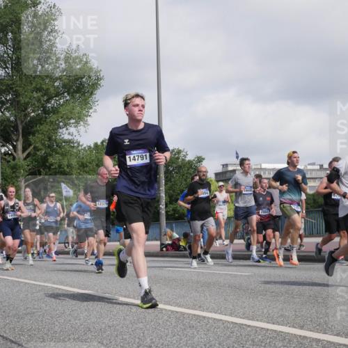 29.06.2025 - hella hamburg halbmarathon Luisa Fischer http://msf.ph/oto/8467927 29.06.2025 09:58:41 Kennedybrücke 10596, 1445, 733, 18856, 179, 12379, 14791, 994, 16608, 2864, 7224, 1143, 1257, 1267, 1507, 2250, 2260, 2818, 2884, 3060, 3399, 3543, 3945, 4346, 4557, 5116, 5708, 6115, 6134, 6168, 6994, 7100, 7224, 8273, 8390, 8668, 8821, 9074, 10596, 10603 meine-sportfotos.de