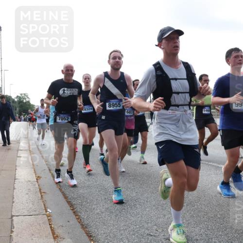29.06.2025 - hella hamburg halbmarathon Lena Gebhardt http://msf.ph/oto/8467952 29.06.2025 09:55:20 Lombardsbrücke 8955, 8324, 683, 3153, 7052, 1468, 9959, 9649, 0053, 1120, 1151, 1200, 1683, 1696, 1706, 1884, 1976, 2207, 2274, 2287, 2411, 2592, 2596, 2706, 2816, 3087, 3208, 3209, 3213, 3258, 3435, 3747, 3985, 4088, 4093, 4121, 4189, 4832, 4847, 4890, 4938, 5102, 5399, 5459, 5638, 5705, 5708, 5915, 6027, 6054, 6158, 6290, 6389, 6421, 6532, 6662, 6836, 6923, 6938, 6991, 7052, 7312, 7335, 7659, 7908, 8371, 8437, 8487, 8693, 8889, 9031, 9093, 9159, 9476, 9661, 9869, 9931, 11333 meine-sportfotos.de