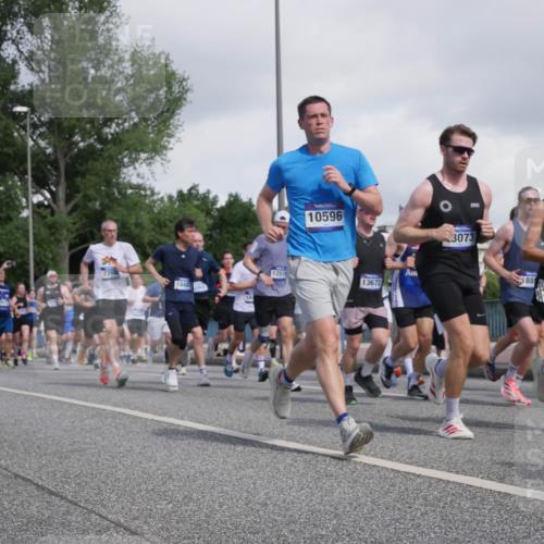 29.06.2025 - hella hamburg halbmarathon Luisa Fischer http://msf.ph/oto/8468003 29.06.2025 09:58:45 Kennedybrücke 10596, 12519, 226, 13672, 18487060, 3073, 88, 33, 15620, 1143, 1257, 1267, 1507, 2250, 2260, 2504, 2818, 2884, 3060, 3399, 3543, 4346, 4557, 5116, 5708, 6115, 6134, 6168, 6994, 8273, 8390, 8668, 8821, 9074, 10408, 10596, 10603 meine-sportfotos.de