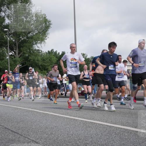 29.06.2025 - hella hamburg halbmarathon Luisa Fischer http://msf.ph/oto/8468052 29.06.2025 09:58:46 Kennedybrücke 9074, 5116, 1257, 10603, 009, 1267, 2260, 392, 18487, 18451, 12519, 1143, 1257, 1267, 1507, 1976, 2250, 2260, 2504, 2818, 2884, 3060, 3399, 3543, 4346, 4557, 5116, 5708, 6115, 6134, 6168, 6994, 8273, 8390, 8668, 8821, 9074, 10408, 10596, 10603 meine-sportfotos.de