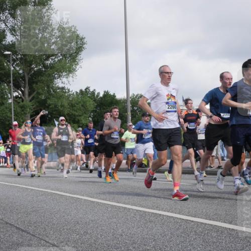 29.06.2025 - hella hamburg halbmarathon Luisa Fischer http://msf.ph/oto/8468063 29.06.2025 09:58:47 Kennedybrücke 9074, 10603, 1257, 57, 5116, 15157, 11009, 827, 1507, 2260, 8668, 2884, 306, 8487, 1143, 1257, 1267, 1507, 1592, 1976, 2250, 2260, 2504, 2818, 2884, 3060, 3399, 3543, 4346, 4557, 5116, 5708, 6115, 6134, 6168, 8273, 8390, 8668, 8821, 8989, 9074, 10408, 10596, 10603 meine-sportfotos.de