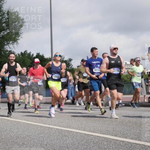 29.06.2025 - hella hamburg halbmarathon Luisa Fischer http://msf.ph/oto/8468207 29.06.2025 09:58:49 Kennedybrücke 17, 2628, 1257, 225, 10603, 9074, 1673, 4557, 5116, 8273, 1143, 1257, 1267, 1452, 1507, 1592, 1976, 2250, 2260, 2504, 2818, 2884, 3060, 3399, 3543, 4557, 5116, 6115, 6134, 6168, 8273, 8390, 8668, 8821, 8989, 9074, 10408, 10603 meine-sportfotos.de