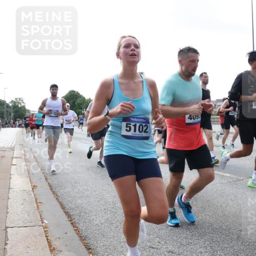 29.06.2025 - hella hamburg halbmarathon Lena Gebhardt http://msf.ph/oto/8468302 29.06.2025 09:55:22 Lombardsbrücke 815, 5102, 409, 18513, 1232, 1120, 1151, 1200, 1683, 1696, 1706, 1884, 1976, 2207, 2274, 2287, 2411, 2592, 2706, 2708, 2718, 2816, 3087, 3208, 3209, 3213, 3258, 3435, 3747, 3985, 4088, 4093, 4121, 4189, 4847, 4890, 4938, 5102, 5399, 5421, 5459, 5638, 5705, 5708, 5915, 6027, 6054, 6158, 6290, 6389, 6421, 6532, 6662, 6691, 6836, 6923, 6938, 6991, 7052, 7312, 7659, 8371, 8437, 8487, 8693, 8889, 9031, 9093, 9159, 9476, 9661, 9869, 9931, 11333 meine-sportfotos.de