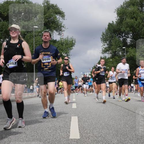 29.06.2025 - hella hamburg halbmarathon Luisa Fischer http://msf.ph/oto/8468337 29.06.2025 10:42:52 Kennedybrücke 461, 9446, 4609, 3727, 1215, 15536, 60, 6321, 104, 3353, 3727, 4659, 4855, 6321, 7053, 7125, 7501, 8457, 9455, 9708, 10516 meine-sportfotos.de