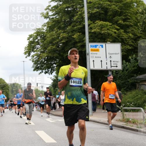 29.06.2025 - hella hamburg halbmarathon Yannick Fuchs http://msf.ph/oto/8468374 29.06.2025 10:57:28 20KM 1184, 1316, 1722, 1724, 1940, 1992, 2424, 3360, 4370, 4665, 5305, 5511, 5734, 6631, 7243, 7333, 8469, 8822, 9124, 9439, 9681, 9899, 10128, 10705, 10766, 10866, 11527, 11657, 11771, 12315, 12316, 12513, 13171, 13528, 13551, 14135, 14313, 14493, 15137, 15516, 15550, 16426, 16478, 16639, 16872, 17071, 17437, 17757, 17890, 17894, 18028, 18122, 18355, 18452 meine-sportfotos.de