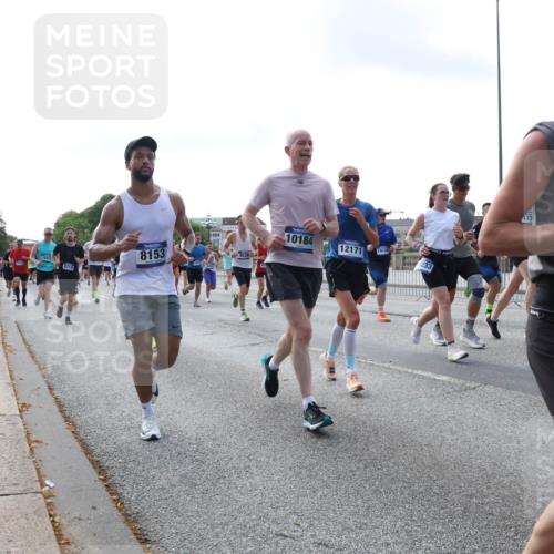 29.06.2025 - hella hamburg halbmarathon Lena Gebhardt http://msf.ph/oto/8468472 29.06.2025 09:55:23 Lombardsbrücke 8153, 6218, 10184, 12171, 19109, 173, 1696, 1120, 1151, 1200, 1683, 1696, 1706, 1884, 1976, 2207, 2274, 2287, 2411, 2706, 2708, 2718, 2816, 3087, 3213, 3258, 3435, 3747, 3985, 4088, 4093, 4121, 4189, 4847, 4890, 4938, 5102, 5399, 5421, 5459, 5638, 5705, 5708, 5915, 6009, 6027, 6054, 6158, 6389, 6421, 6532, 6662, 6691, 6836, 6923, 6938, 6991, 7052, 7312, 7659, 8371, 8437, 8487, 8693, 8889, 9031, 9093, 9159, 9476, 9661, 9869, 9931, 11333 meine-sportfotos.de