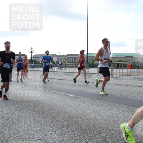 29.06.2025 - hella hamburg halbmarathon Lena Gebhardt http://msf.ph/oto/8468894 29.06.2025 09:55:25 Lombardsbrücke 12891, 18926, 8218, 1253, 135, 1120, 1151, 1200, 1630, 1683, 1696, 1706, 1884, 1976, 2207, 2274, 2284, 2287, 2411, 2706, 2708, 2718, 2816, 3087, 3213, 3258, 3399, 3435, 3654, 3747, 3985, 4088, 4093, 4121, 4189, 4345, 4847, 4890, 4938, 5102, 5399, 5421, 5459, 5638, 5705, 5708, 5915, 6009, 6027, 6054, 6158, 6421, 6532, 6662, 6691, 6836, 6923, 6938, 6991, 7052, 7269, 7312, 7659, 8371, 8437, 8487, 8693, 8889, 9031, 9159, 9476, 9869, 9931, 11333 meine-sportfotos.de