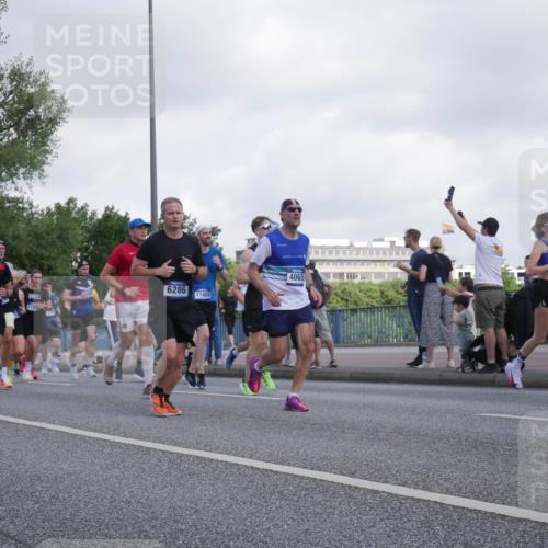 29.06.2025 - hella hamburg halbmarathon Luisa Fischer http://msf.ph/oto/8469346 29.06.2025 09:59:27 Kennedybrücke 1877, 110, 6286, 17405, 4065, 1460, 1628, 1877, 2013, 2082, 2083, 2208, 2771, 2996, 3310, 3426, 4065, 4377, 4635, 4967, 6286, 6309, 6377, 6561, 6562, 7383, 7475, 8261, 8361, 8514, 8572, 8996, 9082, 9497, 9537, 10371, 10508 meine-sportfotos.de