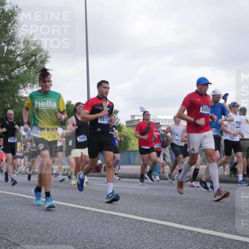 29.06.2025 - hella hamburg halbmarathon Luisa Fischer http://msf.ph/oto/8469363 29.06.2025 09:59:29 Kennedybrücke 9497, 7475, 181, 1877, 2996, 97, 14526, 8261, 201, 7405, 18212, 1460, 1496, 1877, 2013, 2082, 2208, 2771, 2996, 3310, 3426, 4065, 4635, 4833, 4967, 6286, 6309, 6377, 6561, 6562, 7383, 7475, 8261, 8361, 8514, 8572, 8587, 8996, 9082, 9497, 9537, 10371, 10508 meine-sportfotos.de