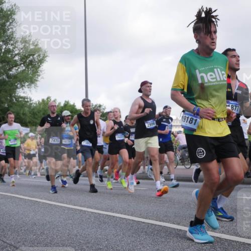 29.06.2025 - hella hamburg halbmarathon Luisa Fischer http://msf.ph/oto/8469382 29.06.2025 09:59:30 Kennedybrücke 16227, 110, 9497, 7475, 16179, 7383, 2996, 19181, 877, 1460, 1496, 1877, 2013, 2082, 2208, 2771, 2996, 3310, 3426, 4065, 4635, 4833, 4967, 5169, 6286, 6309, 6377, 6561, 6562, 7383, 7475, 8261, 8361, 8514, 8572, 8587, 8996, 9082, 9497, 9537, 9752, 10371, 10508 meine-sportfotos.de