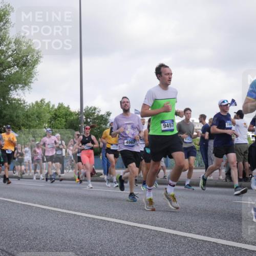 29.06.2025 - hella hamburg halbmarathon Luisa Fischer http://msf.ph/oto/8469468 29.06.2025 09:59:32 Kennedybrücke 377, 1328, 14033, 8572, 2208, 4967, 173, 9497, 6562, 1460, 16179, 1460, 1496, 1537, 2013, 2082, 2208, 2340, 2771, 2996, 3310, 3426, 4635, 4833, 4967, 5169, 6309, 6377, 6561, 6562, 7383, 7475, 8261, 8361, 8514, 8572, 8587, 8996, 9082, 9497, 9752, 10371, 10508 meine-sportfotos.de