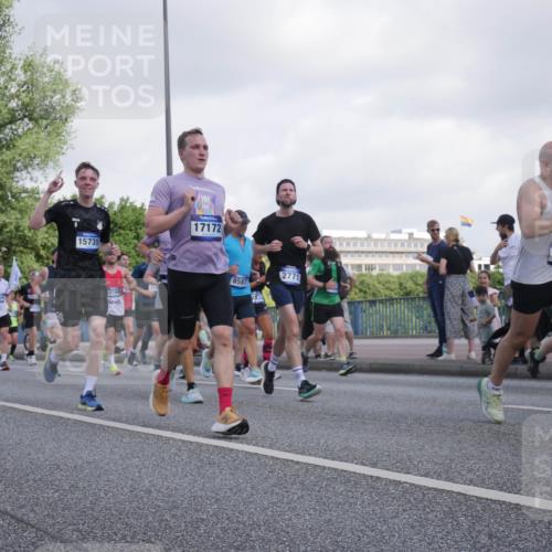 29.06.2025 - hella hamburg halbmarathon Luisa Fischer http://msf.ph/oto/8469694 29.06.2025 09:59:37 Kennedybrücke 15735, 17172, 5169, 8587, 2771, 3310, 1496, 1537, 2208, 2340, 2378, 2771, 2839, 2869, 2878, 3310, 4833, 5169, 5194, 5839, 6377, 8112, 8313, 8361, 8514, 8572, 8587, 8618, 8661, 8710, 8863, 8996, 9082, 9752, 9820, 10189, 10371, 10859 meine-sportfotos.de