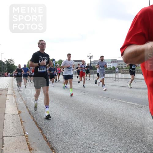 29.06.2025 - hella hamburg halbmarathon Lena Gebhardt http://msf.ph/oto/8469700 29.06.2025 09:55:29 Lombardsbrücke 5708, 8205, 18581, 15563, 15, 1120, 1151, 1200, 1461, 1630, 1683, 1696, 1706, 1884, 1976, 2207, 2274, 2284, 2287, 2411, 2706, 2708, 2718, 2816, 3087, 3213, 3258, 3399, 3435, 3654, 3747, 3945, 3985, 4088, 4093, 4121, 4189, 4324, 4345, 4847, 4890, 4938, 5102, 5421, 5459, 5638, 5705, 5708, 5915, 6009, 6027, 6054, 6158, 6421, 6481, 6532, 6662, 6691, 6836, 6923, 6938, 7052, 7269, 7312, 7659, 8371, 8437, 8693, 8889, 9031, 9159, 9869, 9931, 11333 meine-sportfotos.de