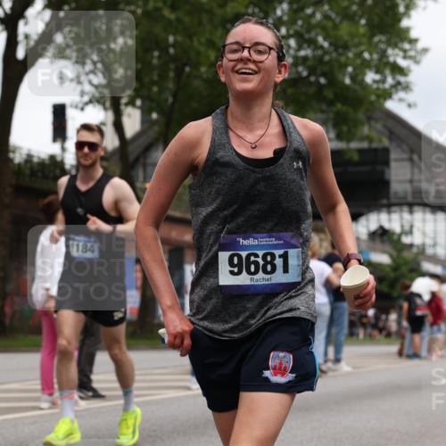 29.06.2025 - hella hamburg halbmarathon Yannick Fuchs http://msf.ph/oto/8469801 29.06.2025 10:57:34 20KM 1184, 1316, 1722, 1724, 1940, 1992, 2424, 2685, 3360, 4370, 5305, 5384, 5734, 6631, 7243, 7290, 7333, 8822, 9124, 9439, 9681, 10128, 10705, 10766, 10866, 11527, 11657, 11771, 12315, 12316, 12513, 12662, 13171, 13528, 13551, 14135, 14313, 14493, 15137, 15516, 15532, 15550, 15897, 16424, 16426, 16478, 16639, 16872, 17071, 17437, 17757, 17894, 18028, 18122, 18355, 18717 meine-sportfotos.de