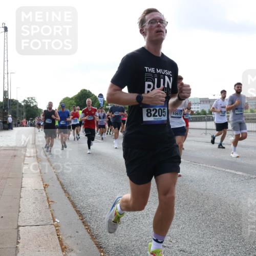 29.06.2025 - hella hamburg halbmarathon Lena Gebhardt http://msf.ph/oto/8469804 29.06.2025 09:55:29 Lombardsbrücke 5708, 8205, 18581, 15563, 300, 5915, 1120, 1151, 1200, 1461, 1630, 1683, 1696, 1706, 1884, 1976, 2207, 2274, 2284, 2287, 2411, 2706, 2708, 2718, 2816, 3087, 3213, 3258, 3399, 3435, 3654, 3945, 3985, 4088, 4093, 4121, 4189, 4324, 4345, 4847, 4890, 4938, 5102, 5421, 5459, 5638, 5705, 5708, 5915, 6009, 6027, 6054, 6158, 6421, 6481, 6532, 6662, 6691, 6836, 6923, 6938, 7052, 7269, 7312, 7659, 8371, 8437, 8693, 8889, 9031, 9159, 9869, 9931, 11333 meine-sportfotos.de