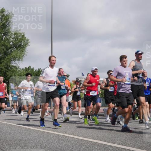 29.06.2025 - hella hamburg halbmarathon Luisa Fischer http://msf.ph/oto/8469942 29.06.2025 09:59:45 Kennedybrücke 15868, 12482, 8112, 11975, 7133, 715819, 225, 1085, 7176, 5194, 11429, 5664, 1671, 184, 2839, 1381, 1537, 1833, 2074, 2111, 2378, 2396, 2839, 2869, 2878, 3575, 3652, 4897, 5194, 5839, 8112, 8313, 8618, 8661, 8710, 8863, 9820, 9876, 9985, 10189, 10859 meine-sportfotos.de