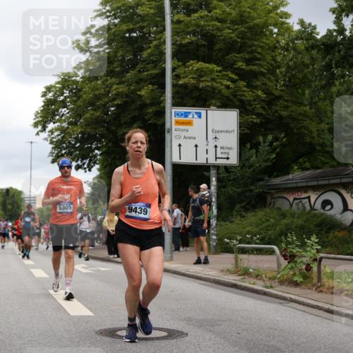 29.06.2025 - hella hamburg halbmarathon Yannick Fuchs http://msf.ph/oto/8470344 29.06.2025 10:57:36 20KM 1184, 1316, 1722, 1724, 1940, 1992, 2424, 2685, 3360, 4328, 4370, 5305, 5384, 5734, 6631, 7243, 7290, 7333, 8822, 9124, 9439, 9681, 10128, 10705, 10766, 10866, 11527, 11657, 11771, 12315, 12316, 12513, 12662, 13171, 13528, 13551, 14135, 14313, 14493, 15516, 15532, 15550, 15897, 16424, 16426, 16639, 16872, 17071, 17437, 17757, 17894, 18028, 18122, 18355, 18717 meine-sportfotos.de