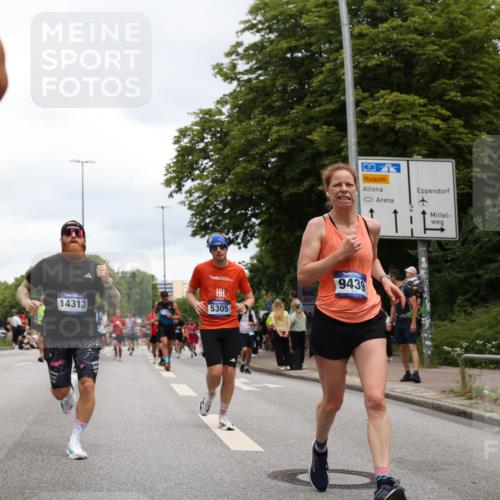 29.06.2025 - hella hamburg halbmarathon Yannick Fuchs http://msf.ph/oto/8470390 29.06.2025 10:57:36 20KM 1184, 1316, 1722, 1724, 1940, 1992, 2424, 2685, 3360, 4328, 4370, 5305, 5384, 5734, 6631, 7243, 7290, 7333, 8822, 9124, 9439, 9681, 10128, 10705, 10766, 10866, 11527, 11657, 11771, 12315, 12316, 12513, 12662, 13171, 13528, 13551, 14135, 14313, 14493, 15516, 15532, 15550, 15897, 16424, 16426, 16639, 16872, 17071, 17437, 17757, 17894, 18028, 18122, 18355, 18717 meine-sportfotos.de