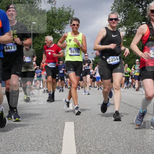29.06.2025 - hella hamburg halbmarathon Luisa Fischer http://msf.ph/oto/8470410 29.06.2025 10:43:47 Kennedybrücke 14578, 4471, 17371, 8815, 873, 15549, 13030, 8307, 2254, 3607, 19163, 1037, 2109, 2254, 3607, 3810, 5351, 5702, 6229, 6363, 8739, 8815, 9195, 9977, 10474 meine-sportfotos.de