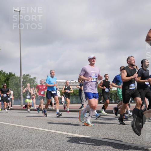 29.06.2025 - hella hamburg halbmarathon Luisa Fischer http://msf.ph/oto/8470732 29.06.2025 10:00:11 Kennedybrücke 1442, 1717, 549, 15480, 16620, 2081, 9060, 10, 1030, 1086, 1327, 1442, 2025, 2119, 2855, 3093, 3103, 4261, 4558, 5018, 5024, 5744, 6125, 6762, 6795, 6942, 7259, 7397, 7932, 8447, 9060, 9316, 10133, 10191, 10192, 10215, 10549 meine-sportfotos.de